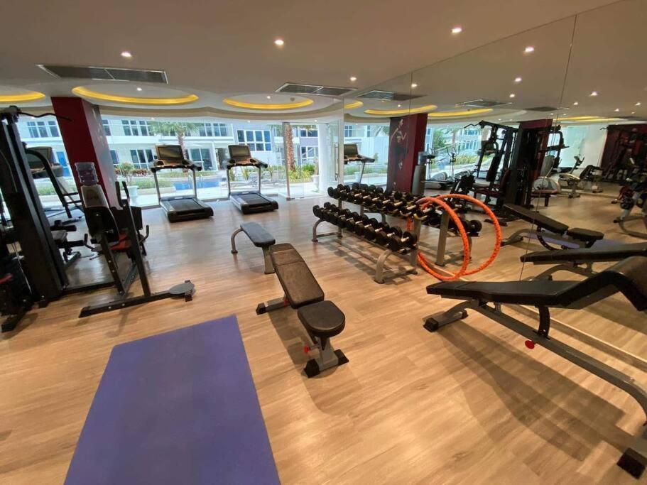 Large Luxury, Pool View, Grand Avenue, Pattaya - 202 Apartment Екстериор снимка